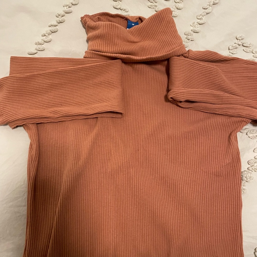 Burnt orange Medium Old Navy turtle neck